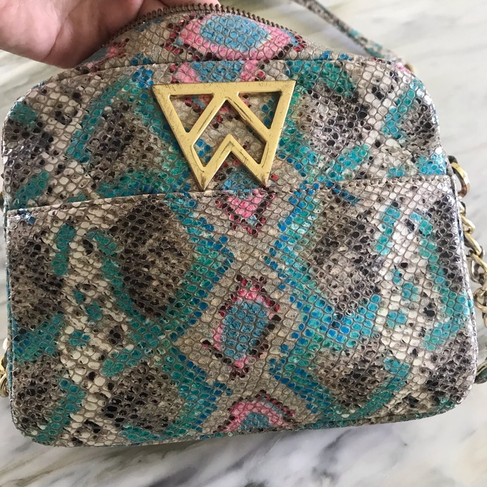 Kelly Wynne Mingle Mingle Mini